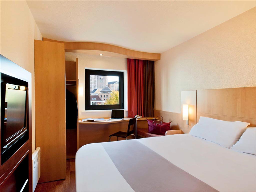 Ibis Lille Centre Gares Hotel Екстериор снимка