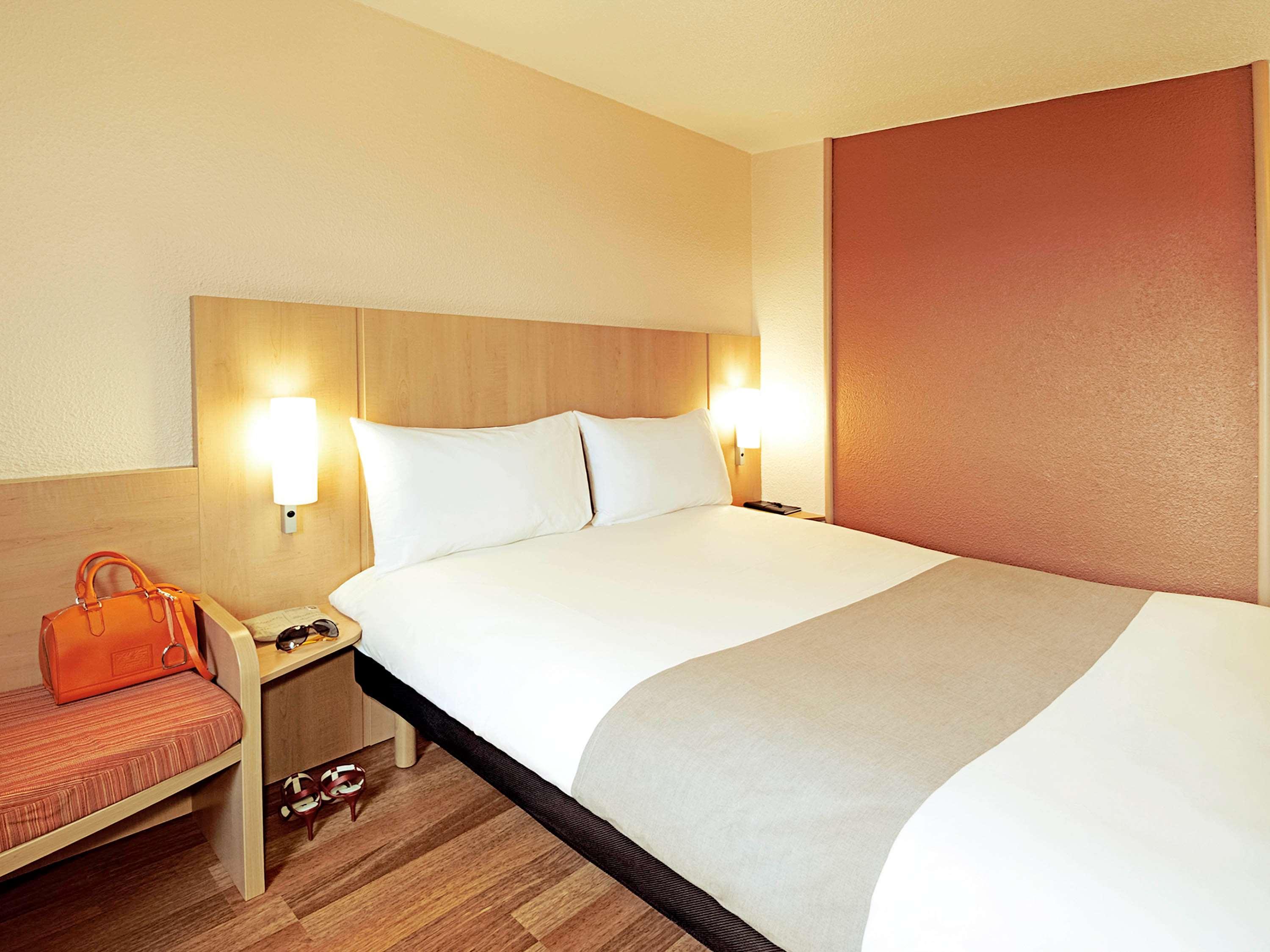 Ibis Lille Centre Gares Hotel Екстериор снимка