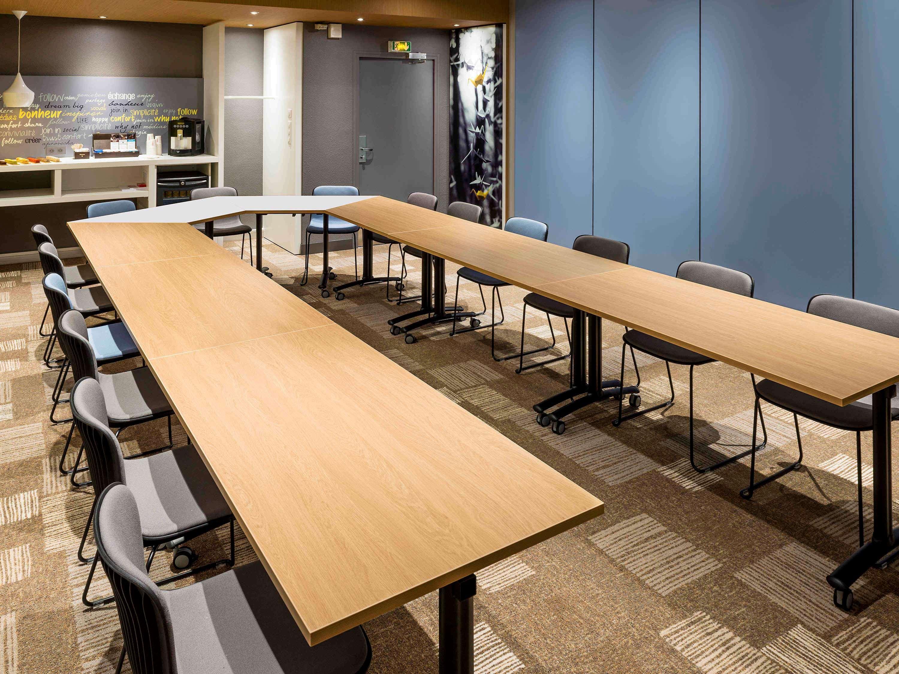 Ibis Lille Centre Gares Hotel Екстериор снимка