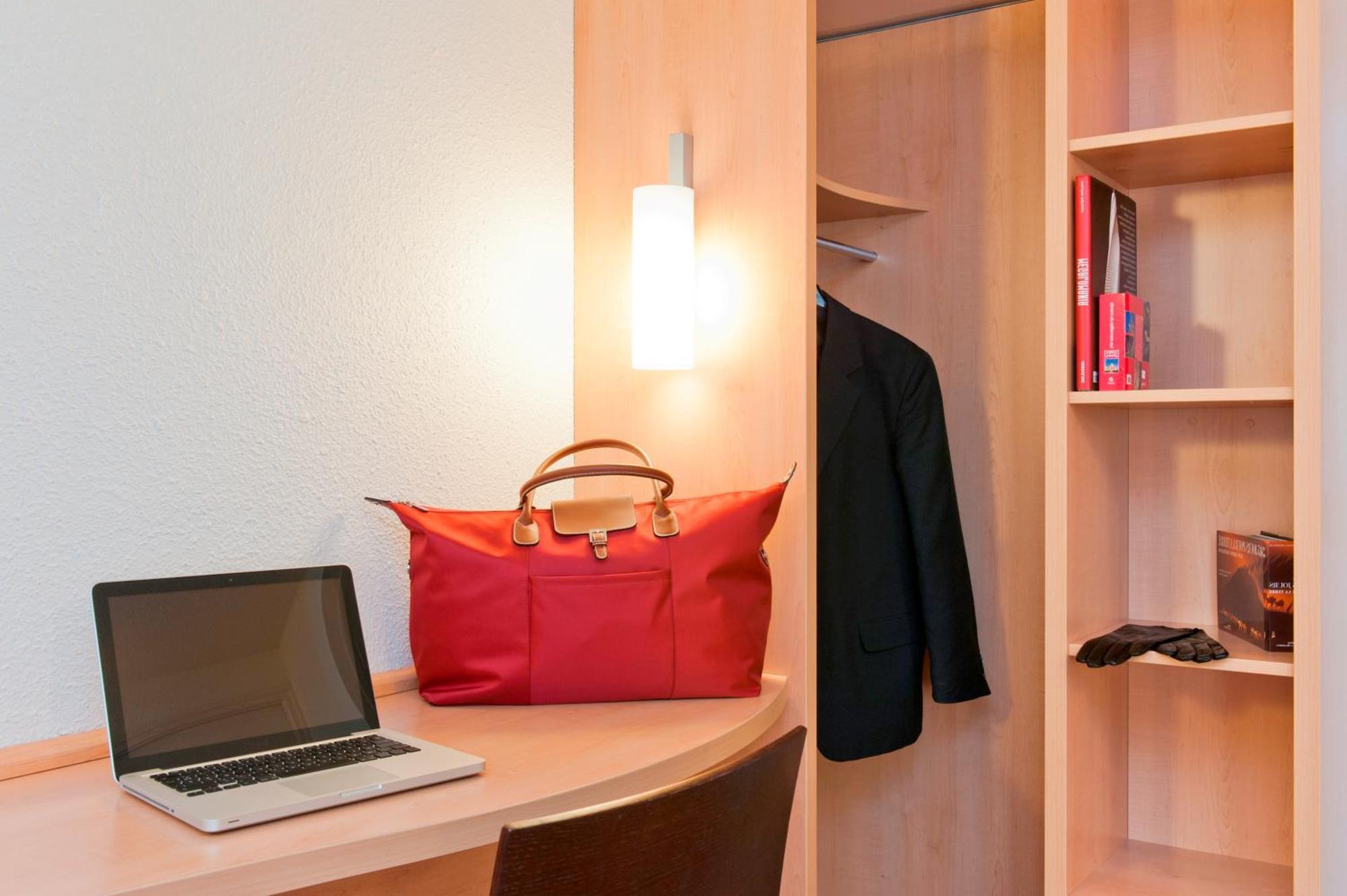 Ibis Lille Centre Gares Hotel Стая снимка