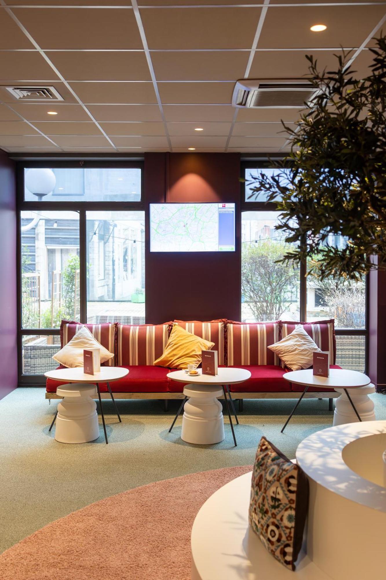 Ibis Lille Centre Gares Hotel Екстериор снимка