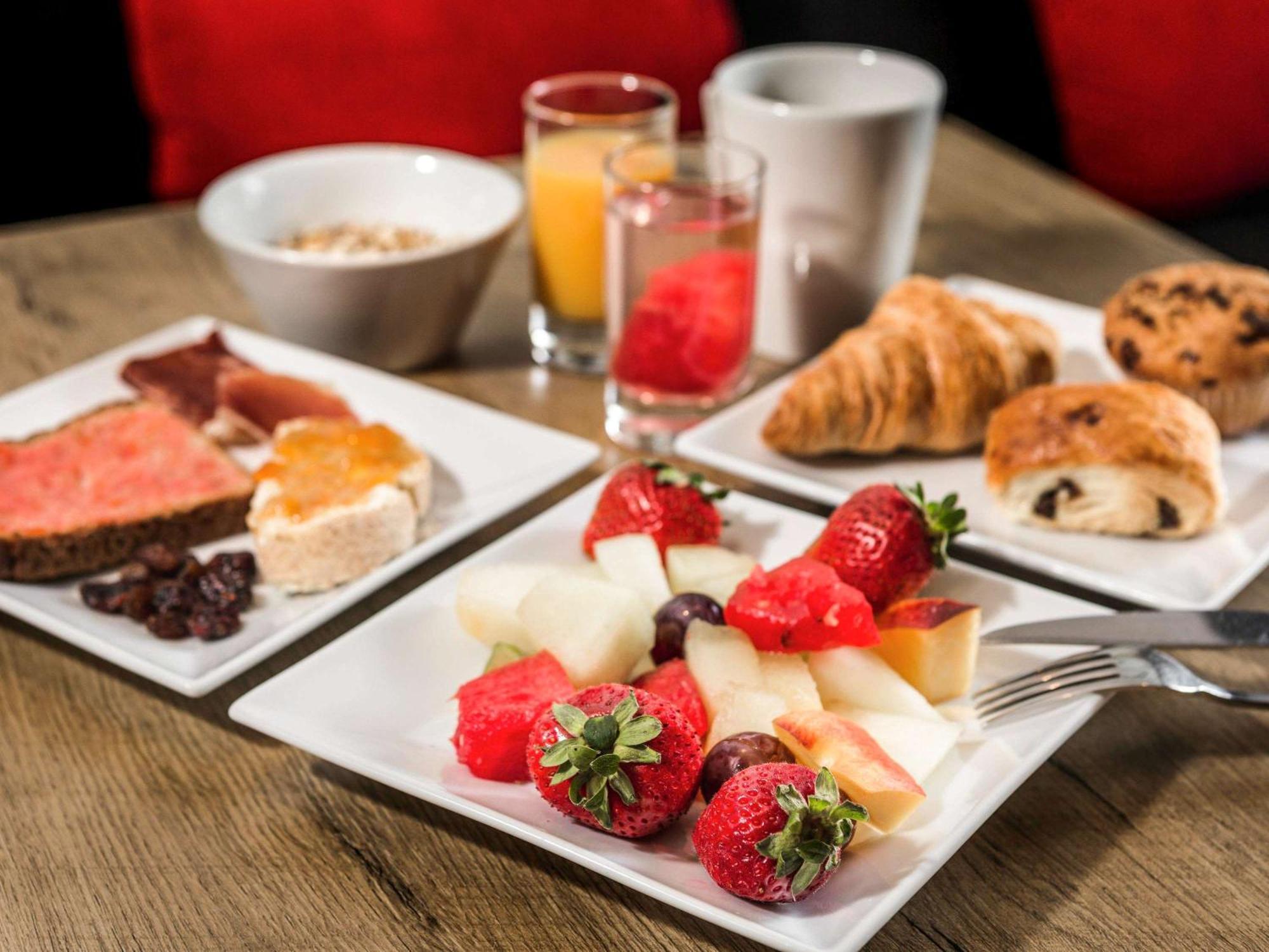 Ibis Lille Centre Gares Hotel Екстериор снимка