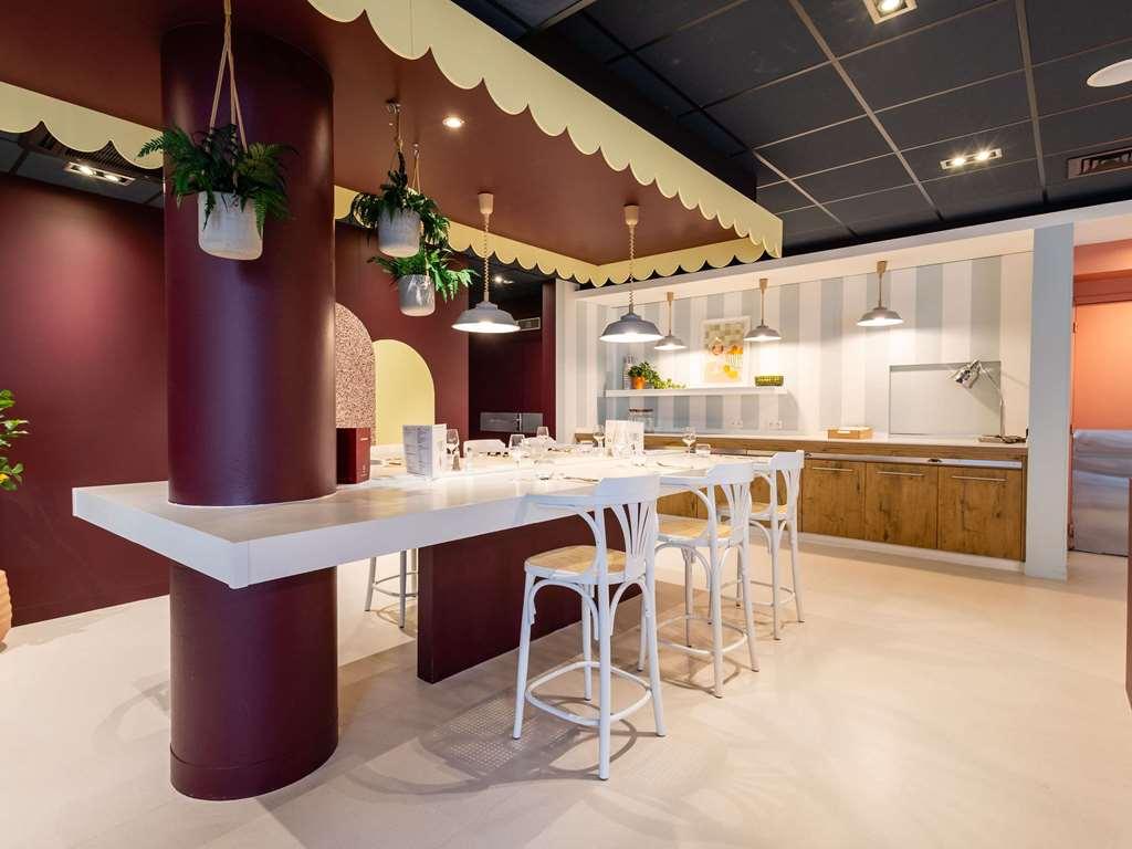 Ibis Lille Centre Gares Hotel Екстериор снимка